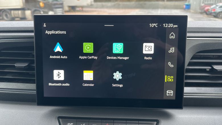 Renault Master Mwb Diesel Fwd MM35 Blue dCi 130 Advance Medium Roof Van